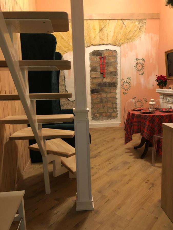 Трирівневий Лофт Із Спальнею-Укриттям Self Check-In 247 Odessa Eksteriør bilde